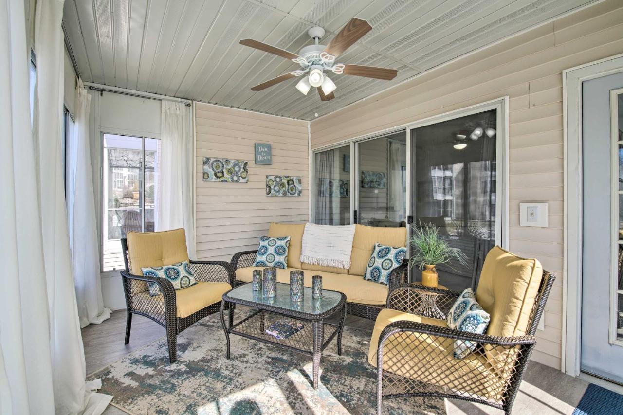 Updated Resort Condo 3 Mi From Branson Strip! Exterior photo